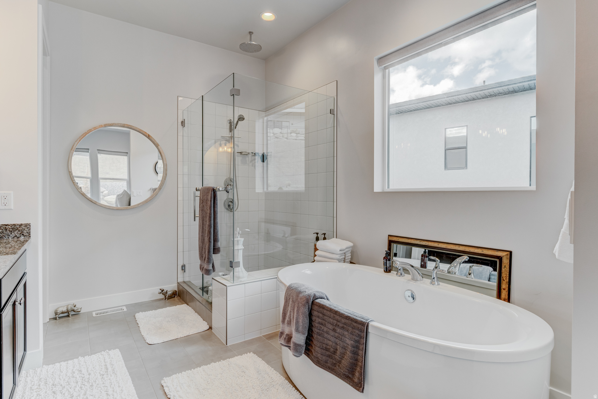 CANYON POINT - Residential