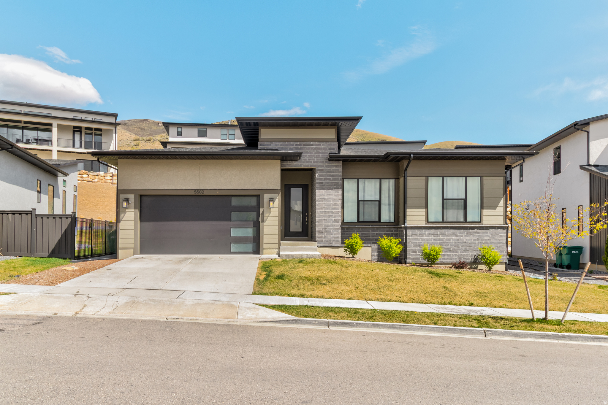 CANYON POINT - Residential