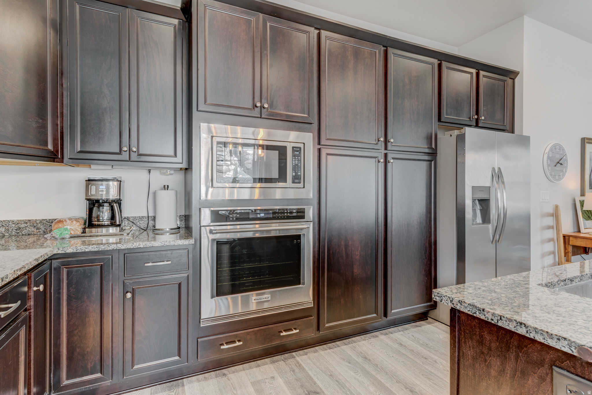 CANYON POINT - Residential