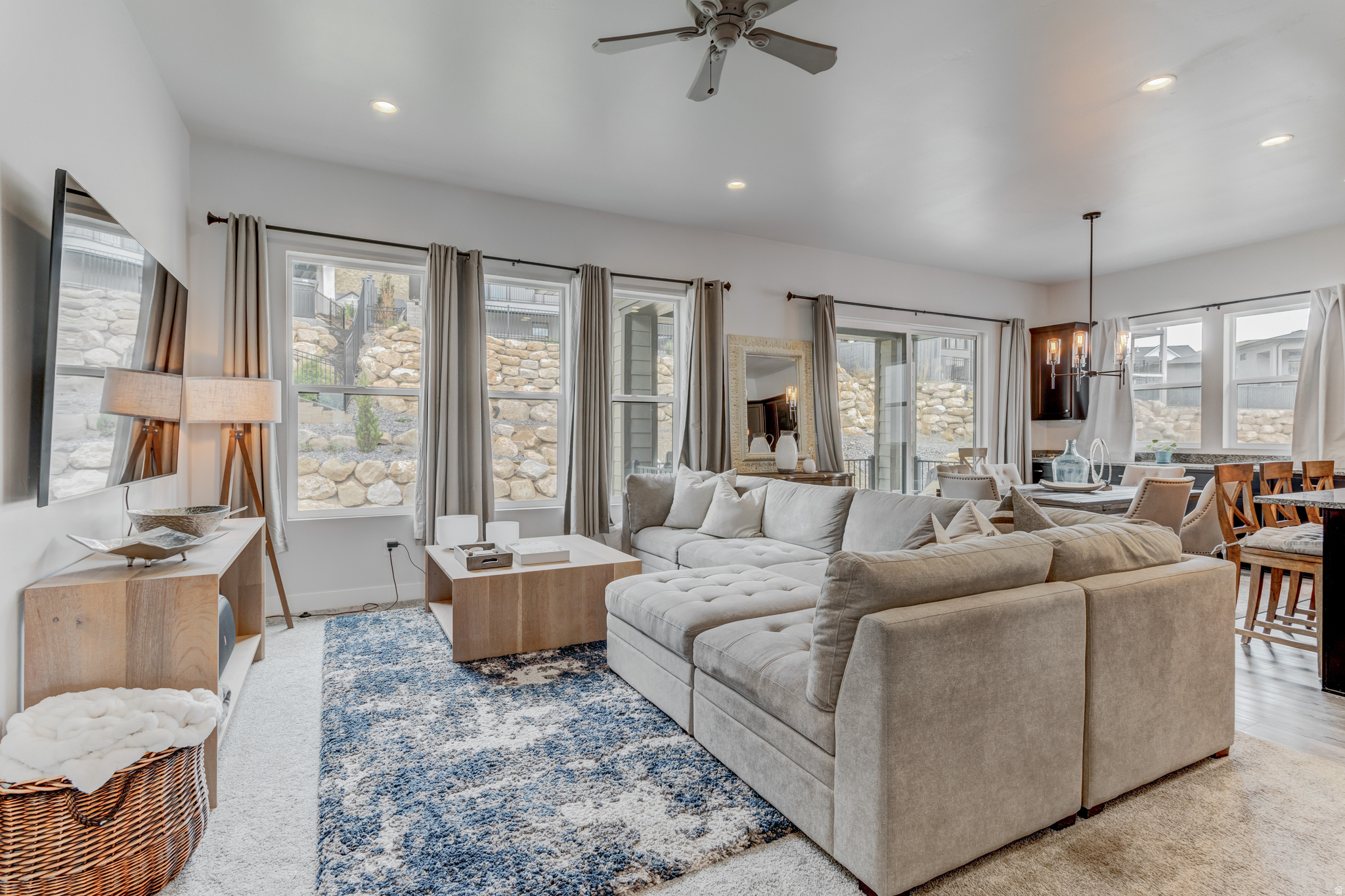 CANYON POINT - Residential