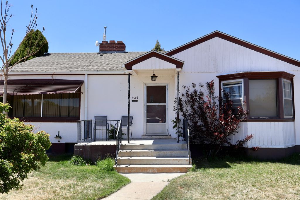 Photo of 425 N 200 W, Richfield, UT 84701 (MLS # 2157914)