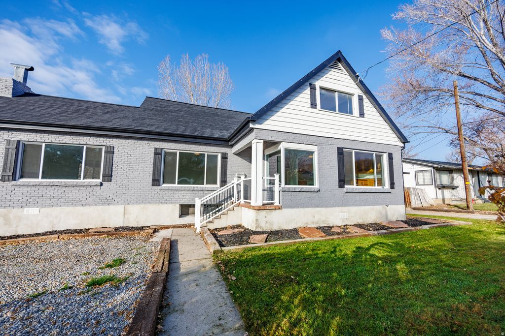 Photo of 30 S 300 E, Pleasant Grove, UT 84062 (MLS # 2124729)