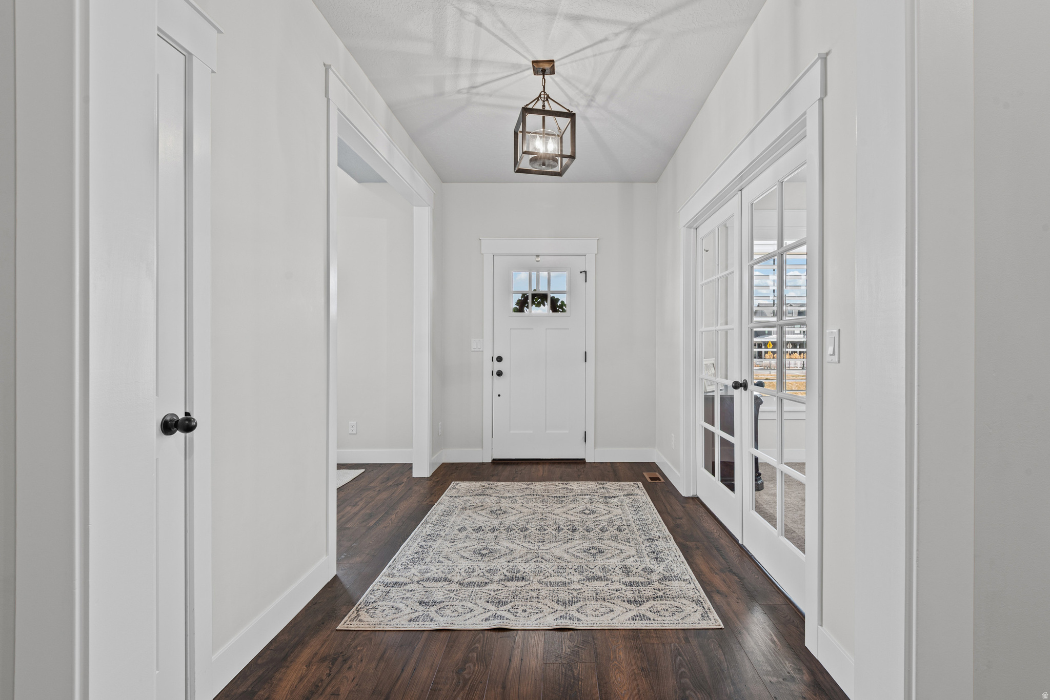 DAYBREAK - Residential