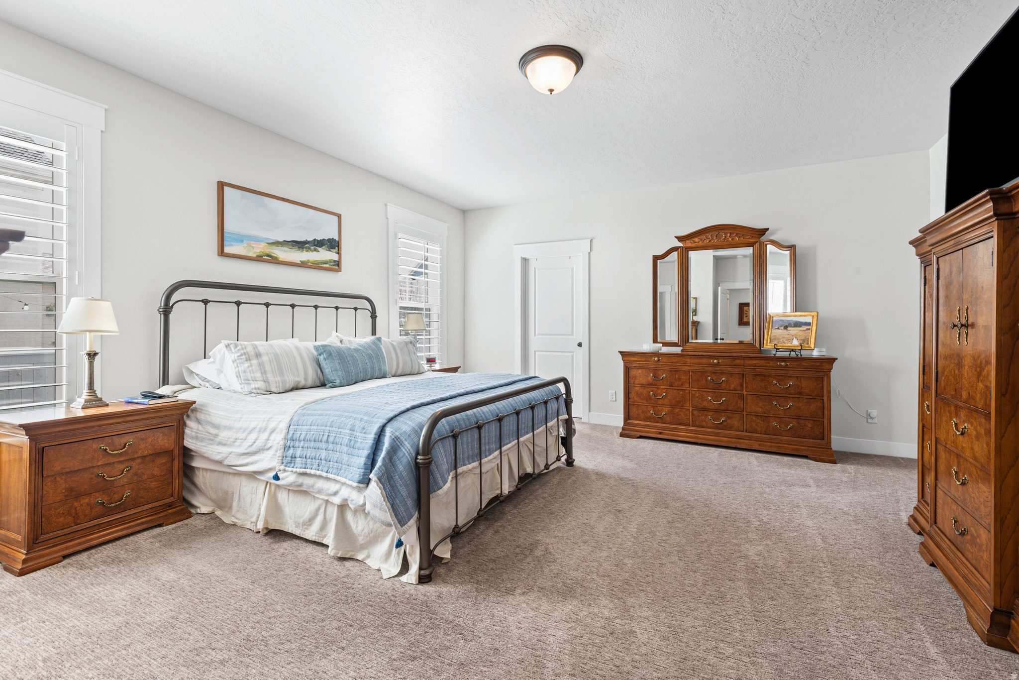 DAYBREAK - Residential