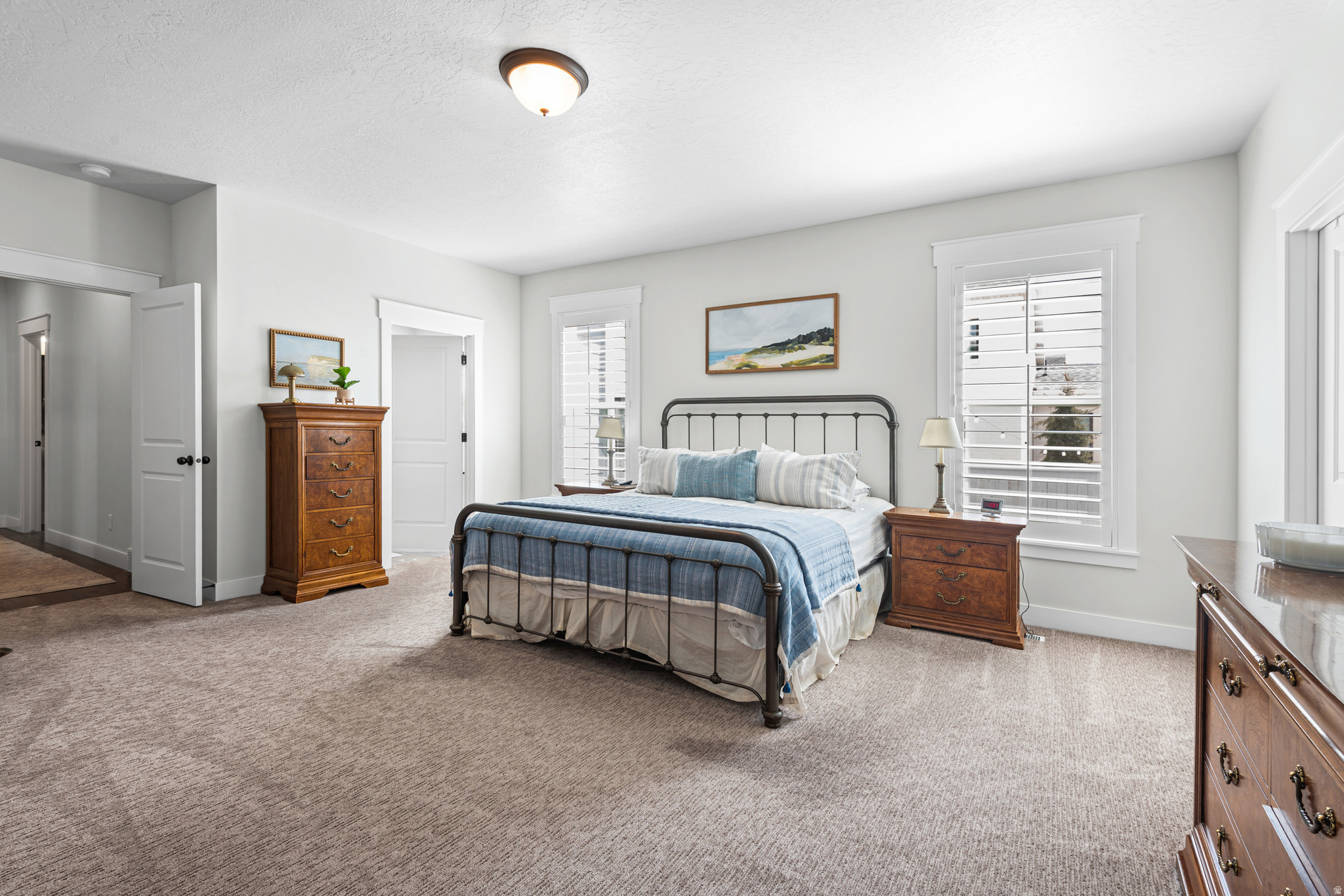 DAYBREAK - Residential