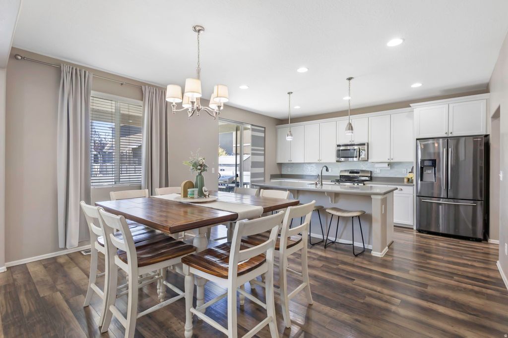 Photo of 3293 N OSPREY WAY E, Layton, UT 84040 (MLS # 2164377)