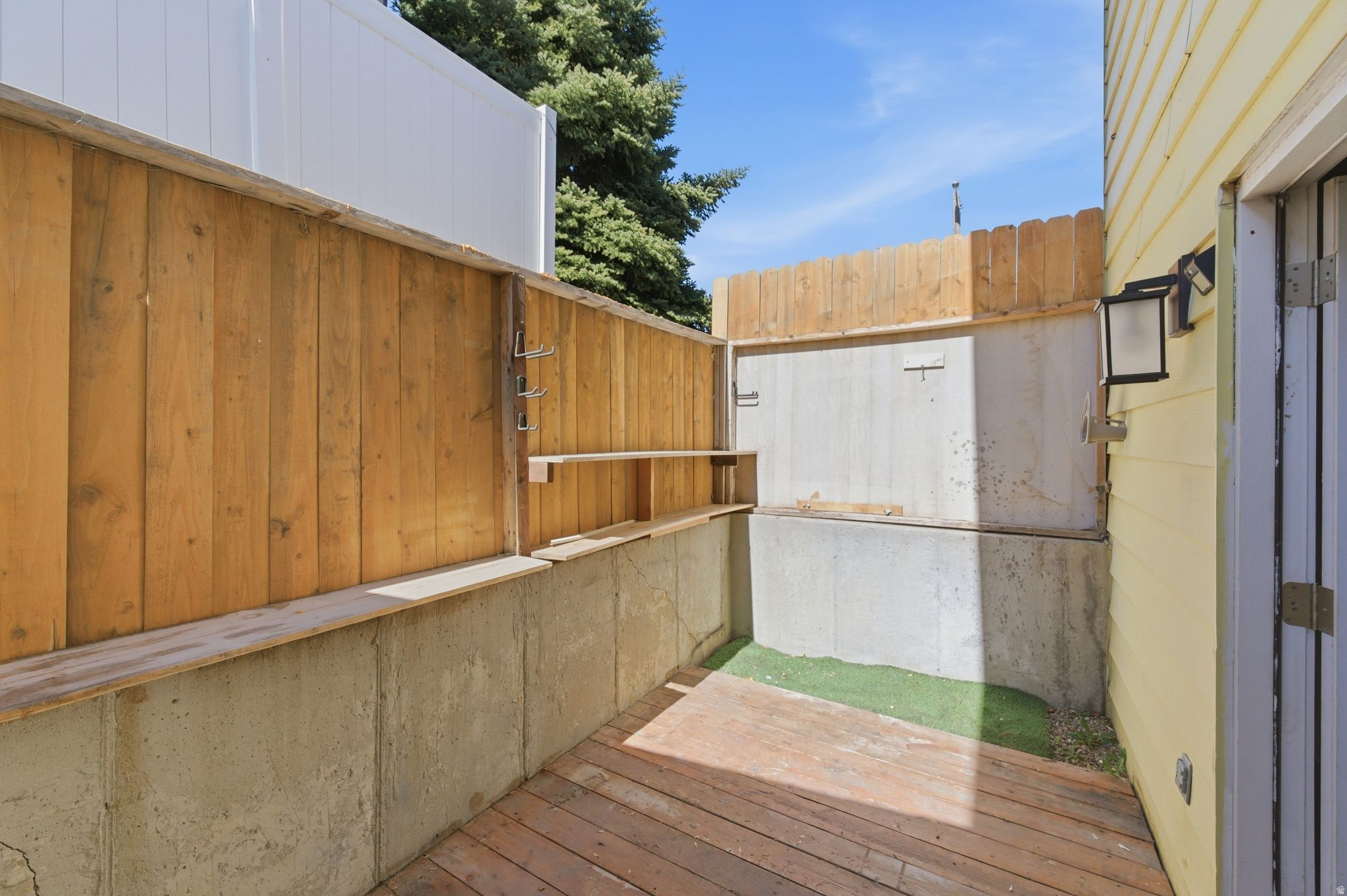 MILCREEK MANOR - Residential