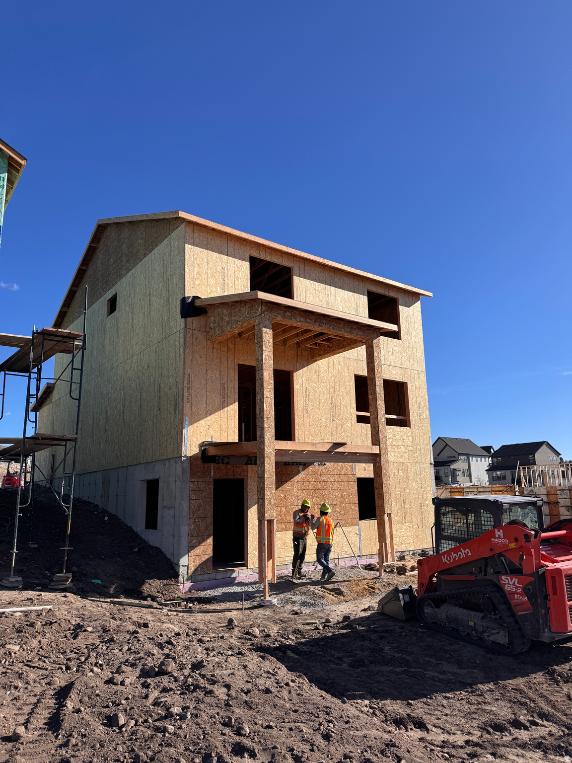 2051 N HIGH UINTAS LN E 102