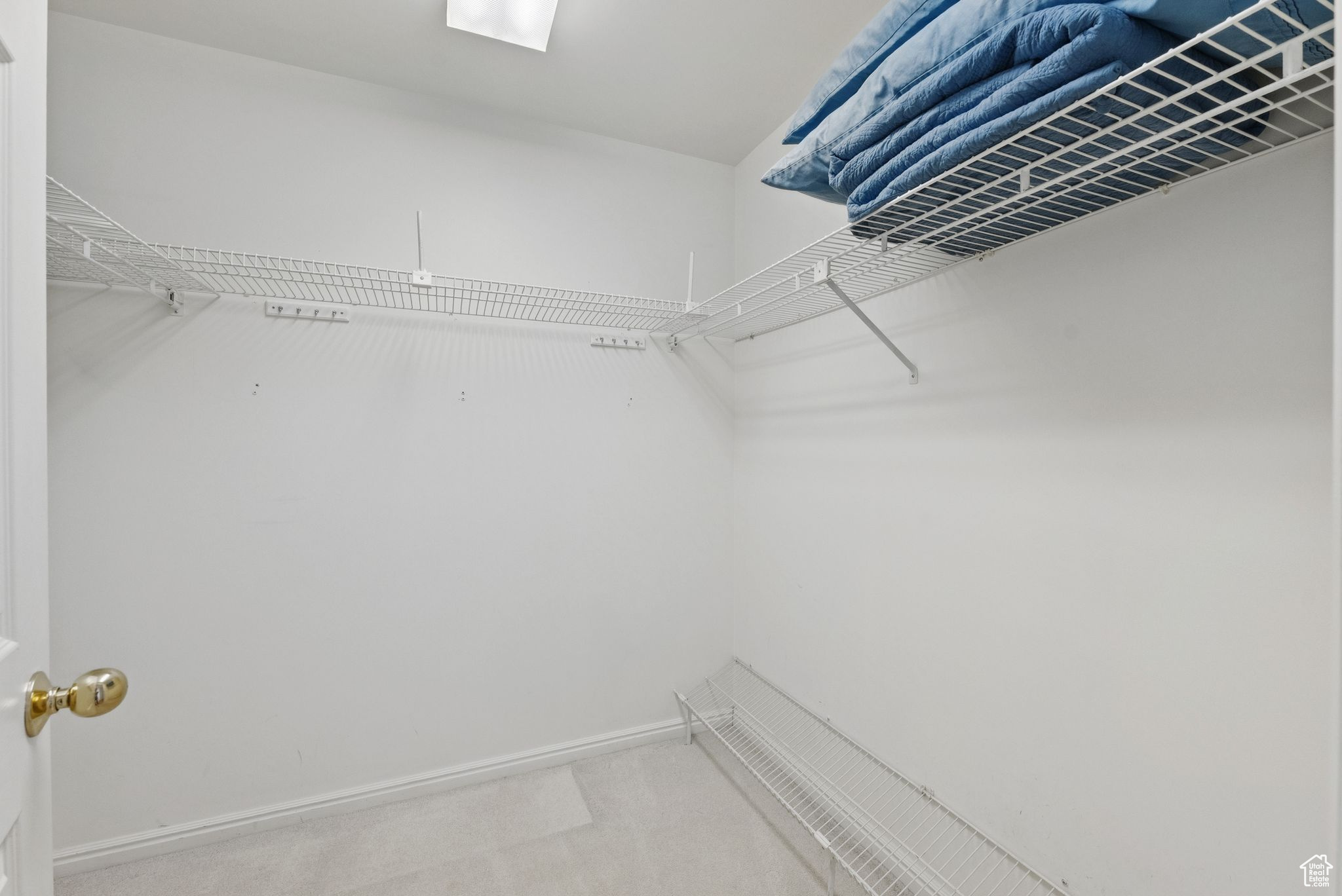 AMERICAN TOWERS - Residential