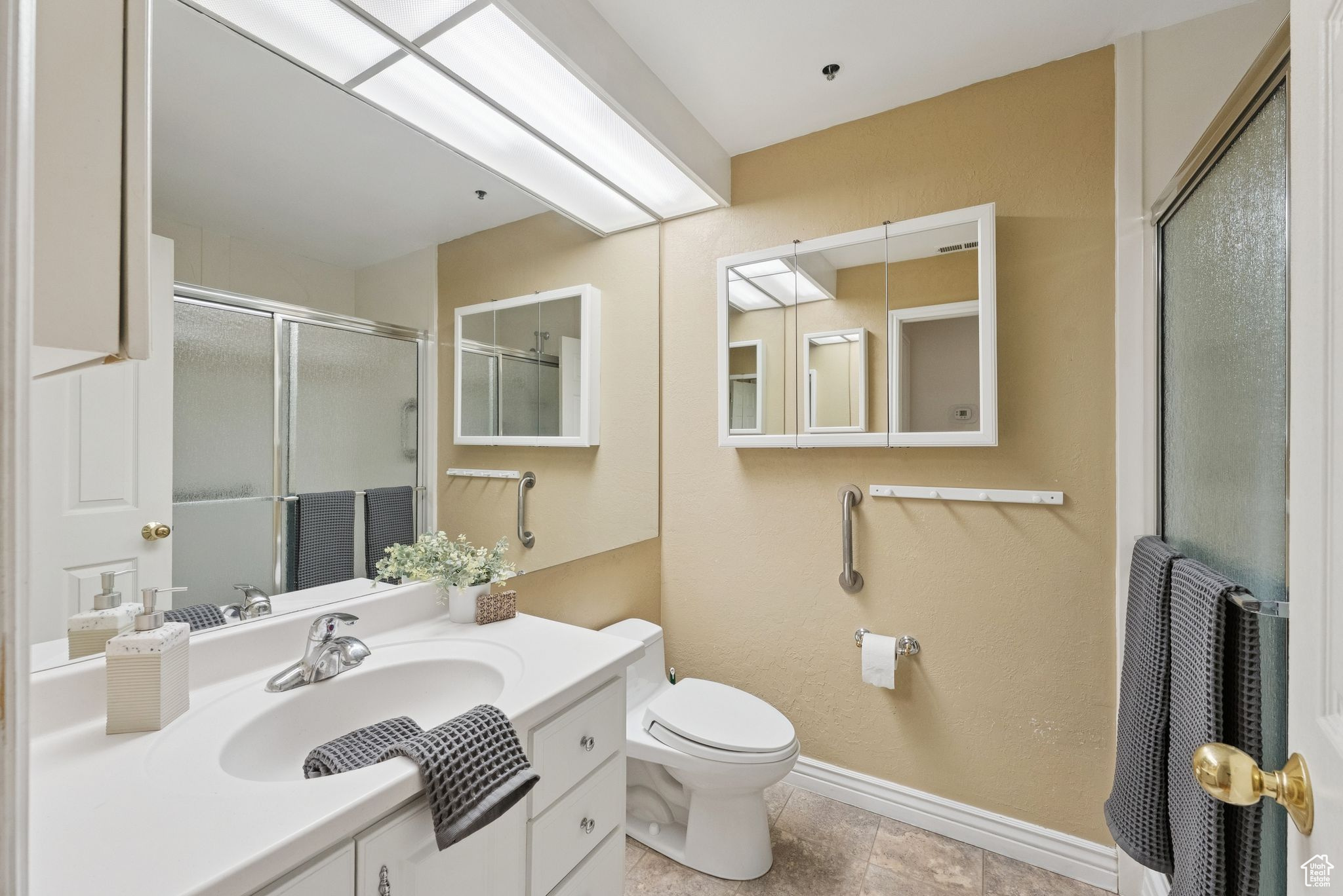 AMERICAN TOWERS - Residential