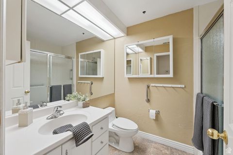 Tiny photo for 48 W 300 S #1405N, Salt Lake City, UT 84101 (MLS # 2097969)