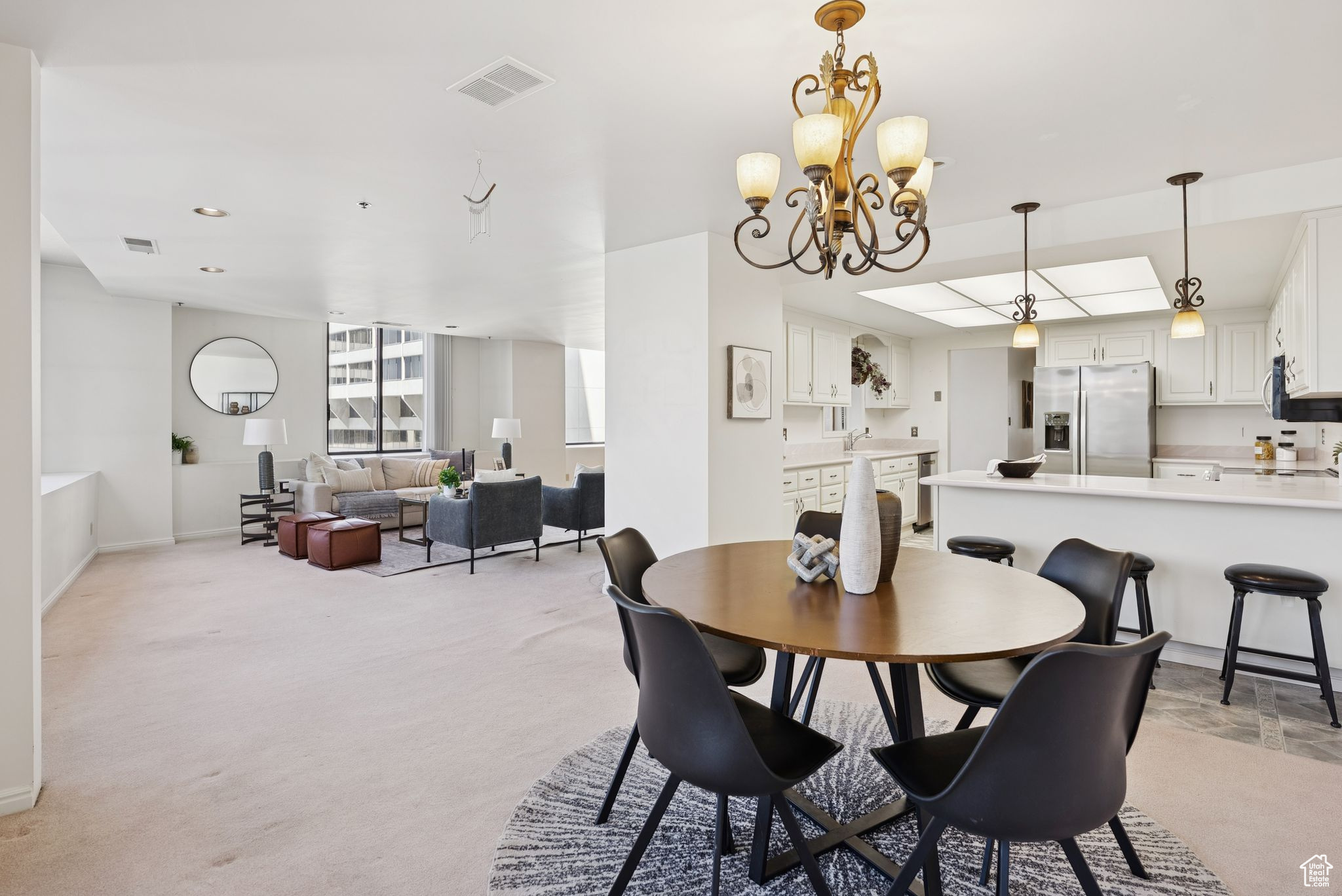 AMERICAN TOWERS - Residential