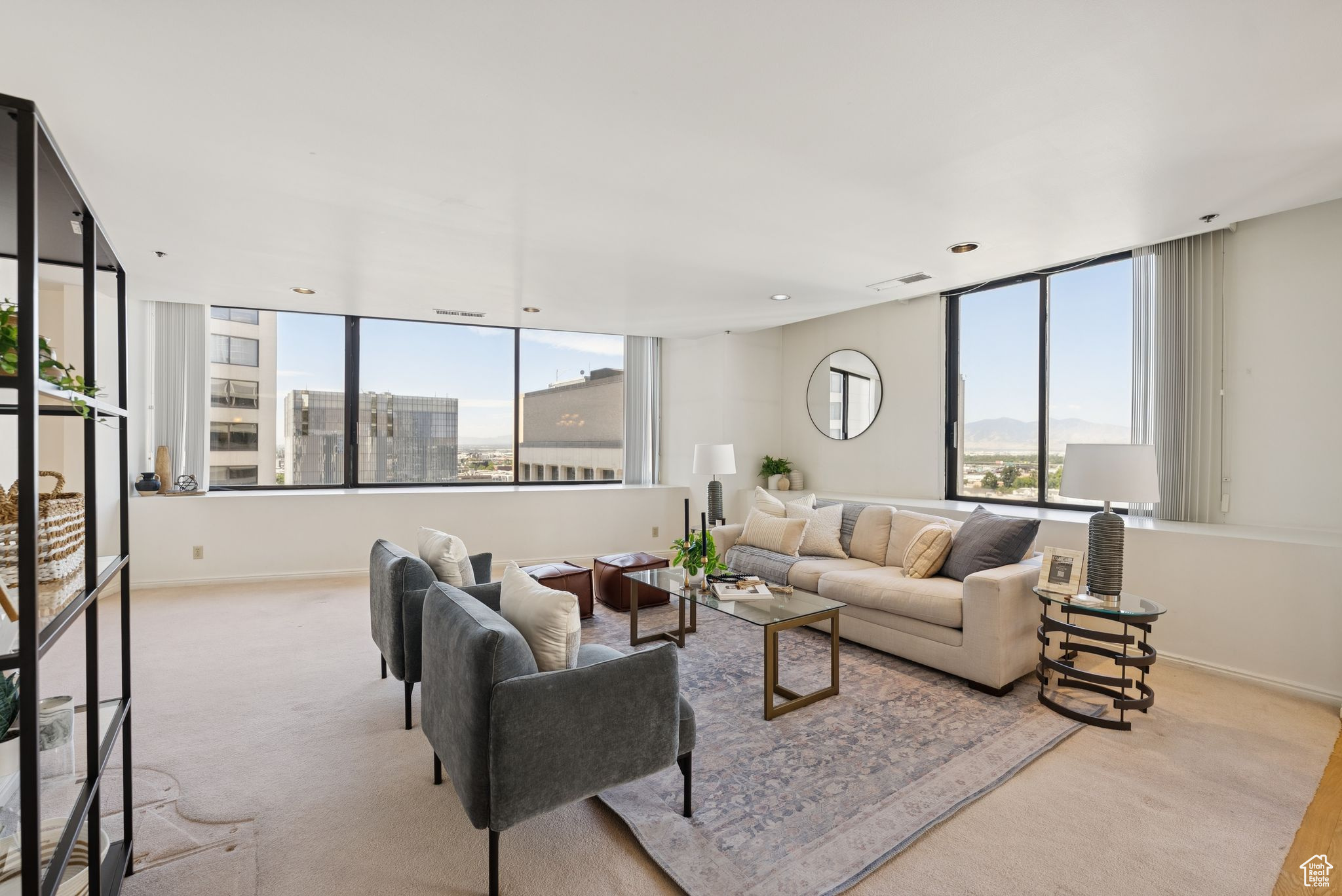 AMERICAN TOWERS - Residential