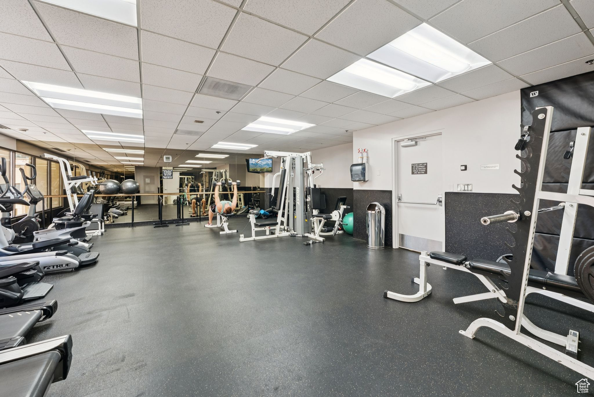 AMERICAN TOWERS - Residential