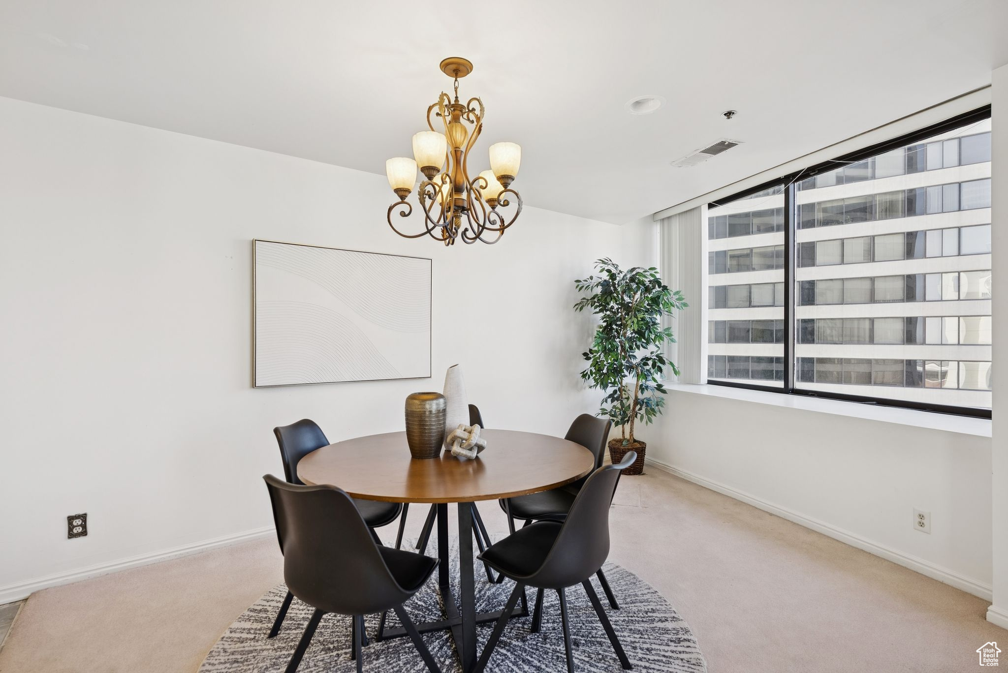 AMERICAN TOWERS - Residential