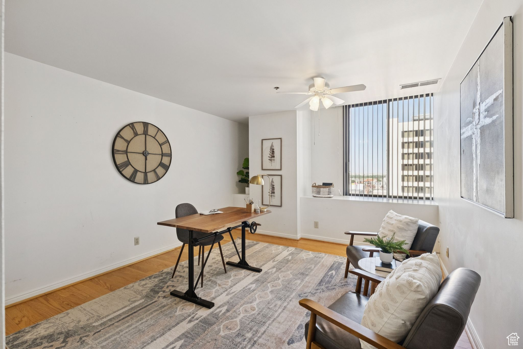 AMERICAN TOWERS - Residential