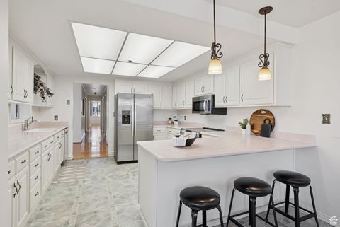 Tiny photo for 48 W 300 S #1405N, Salt Lake City, UT 84101 (MLS # 2097969)