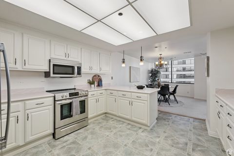 Tiny photo for 48 W 300 S #1405N, Salt Lake City, UT 84101 (MLS # 2097969)