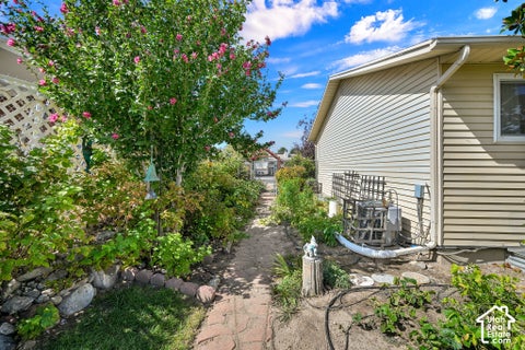 Tiny photo for 3733 S DEANN DR, West Valley City, UT 84128 (MLS # 2187138)