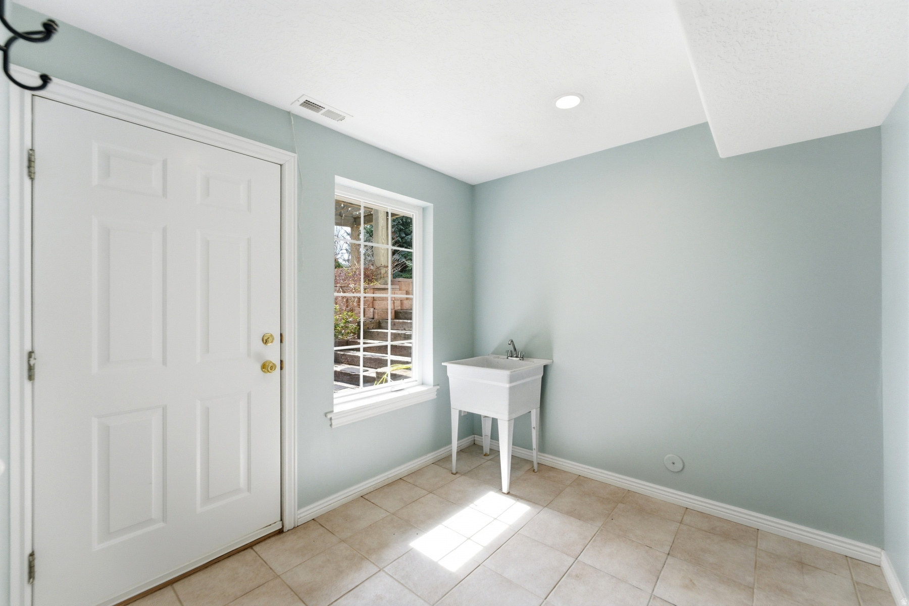 DUTCH FIELDS - Residential