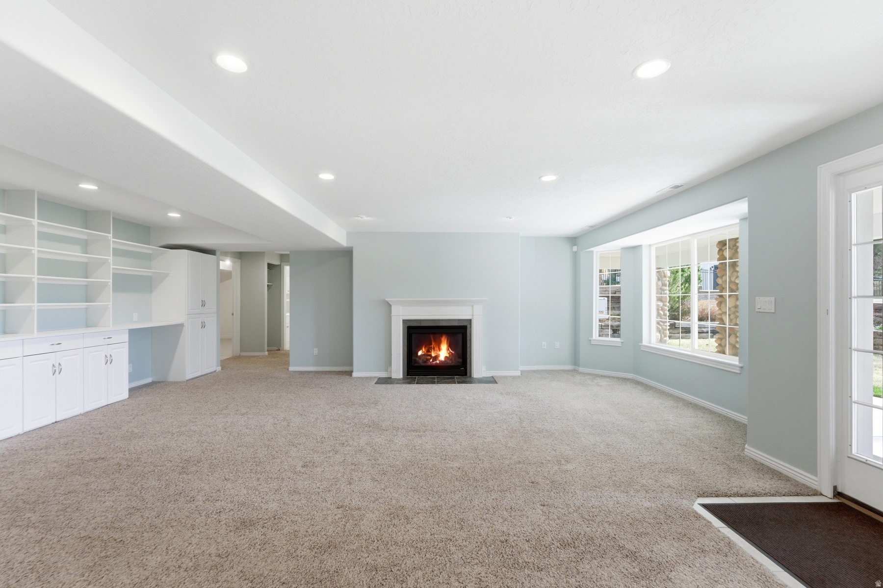 DUTCH FIELDS - Residential