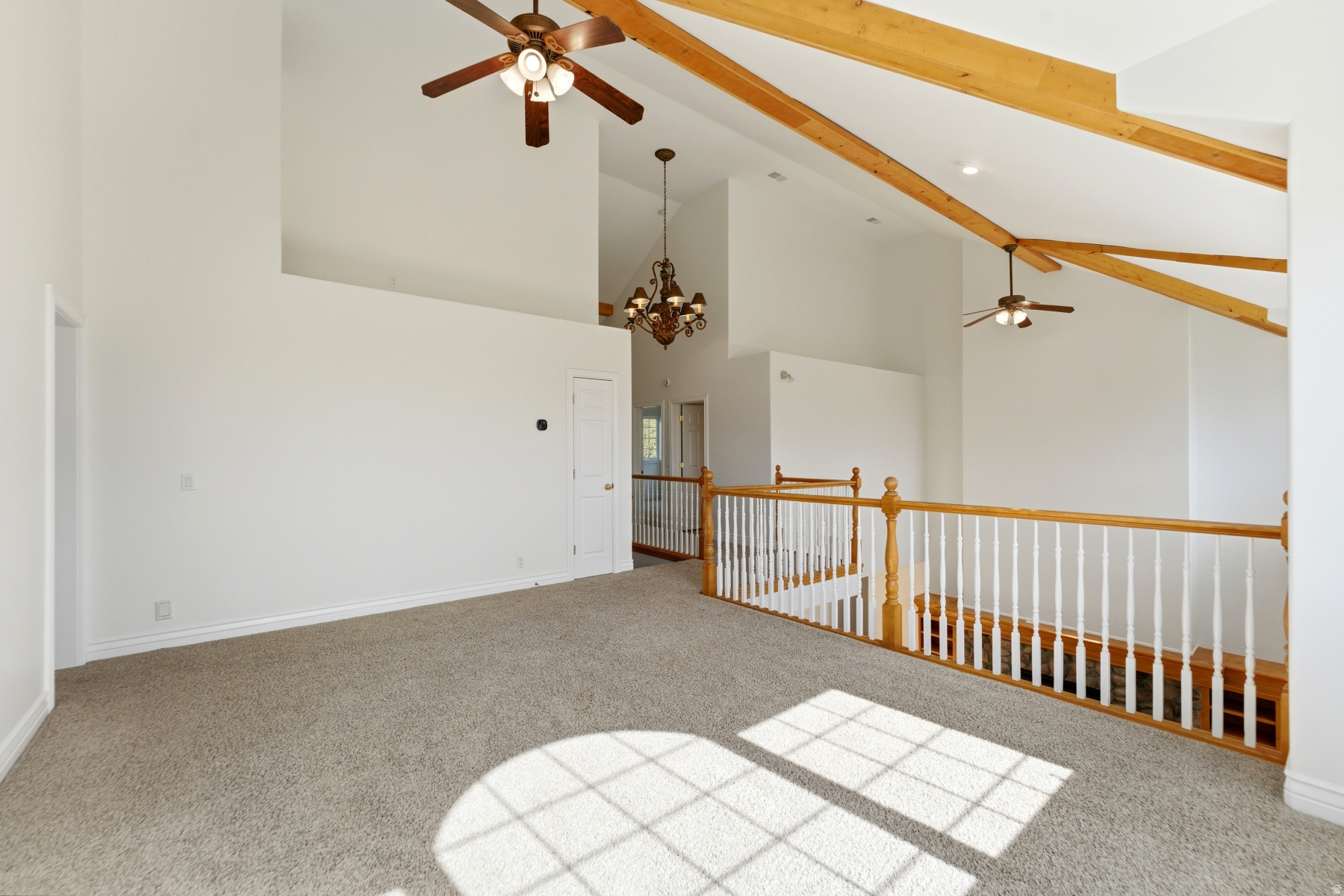 DUTCH FIELDS - Residential