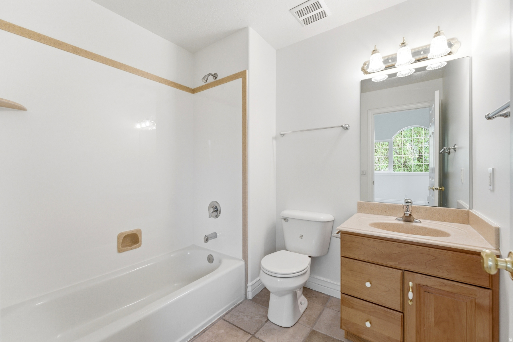 DUTCH FIELDS - Residential