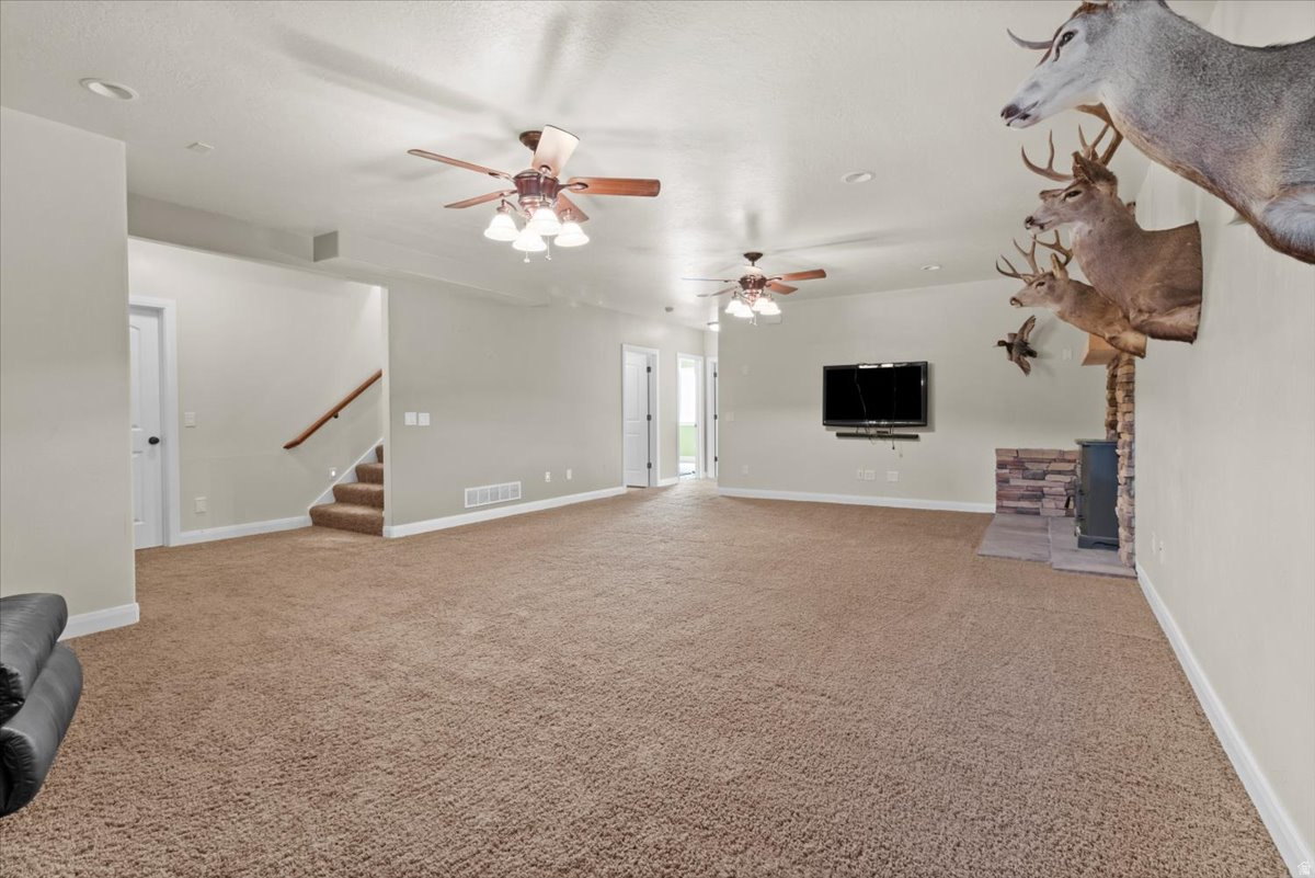 RIVER LANE - Residential