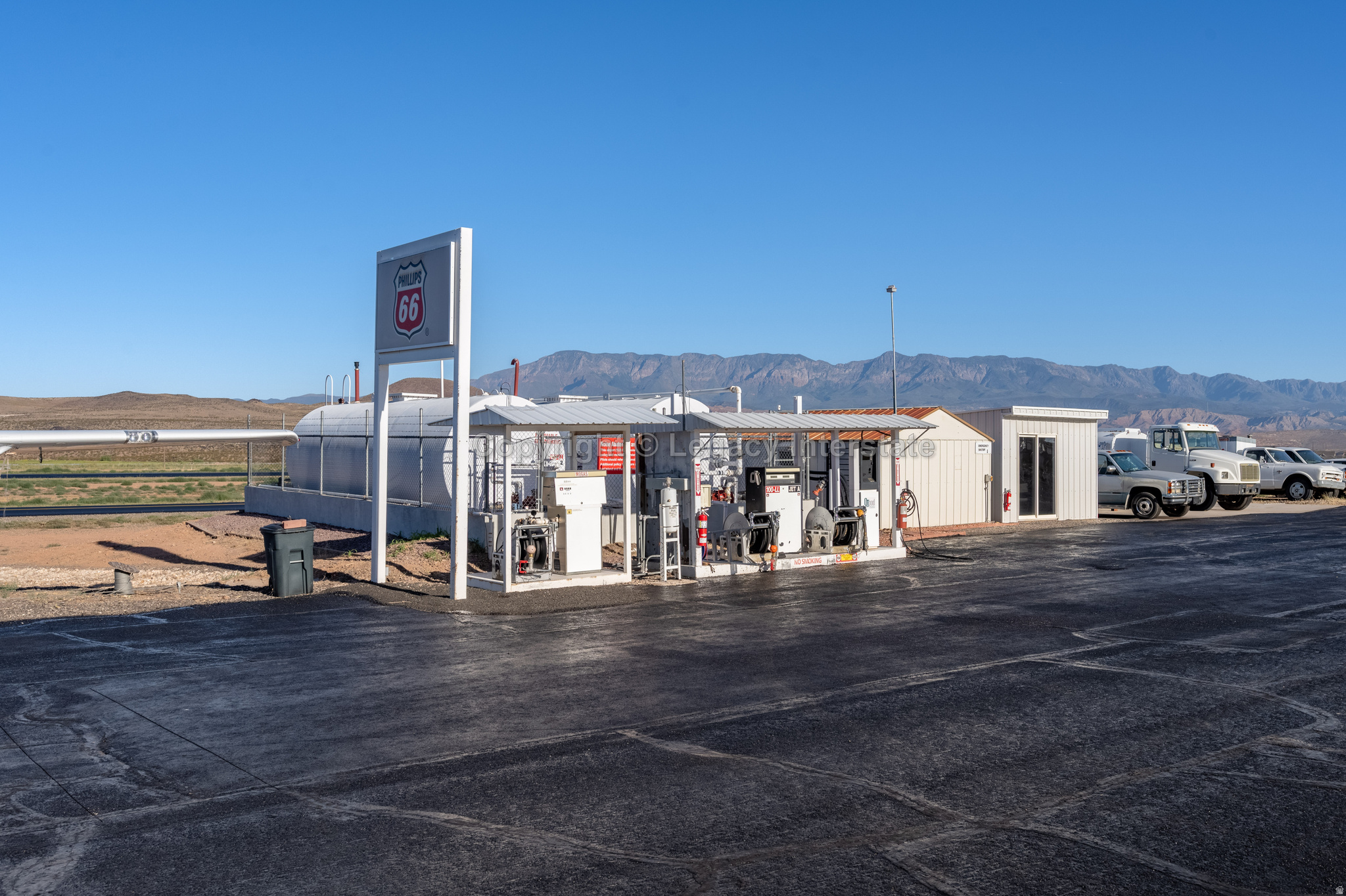 GENERAL DICK STOUT FIELD AIRPORT - Commercial Sale