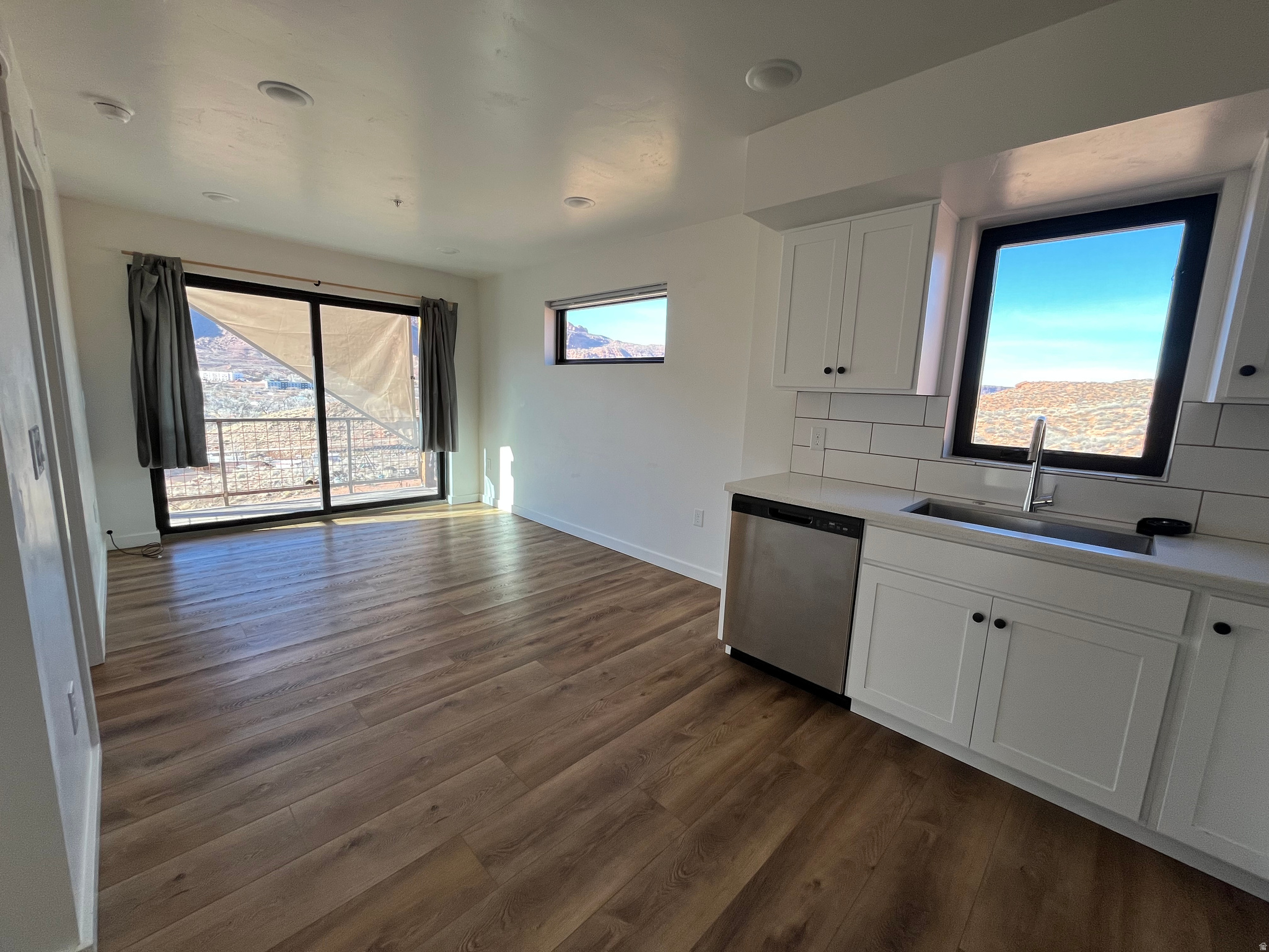 MURPHY FLATS - Residential