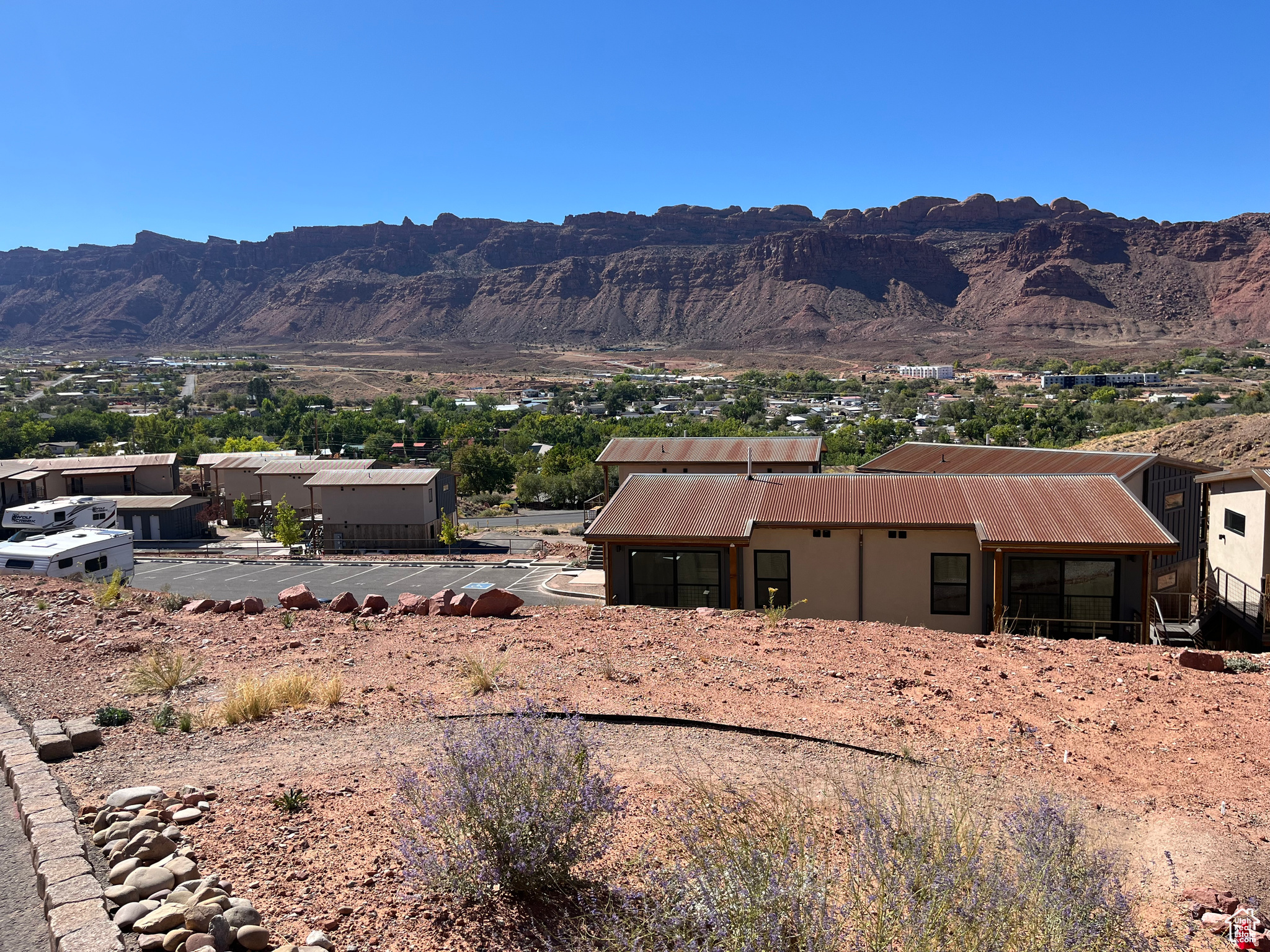 MURPHY FLATS - Residential