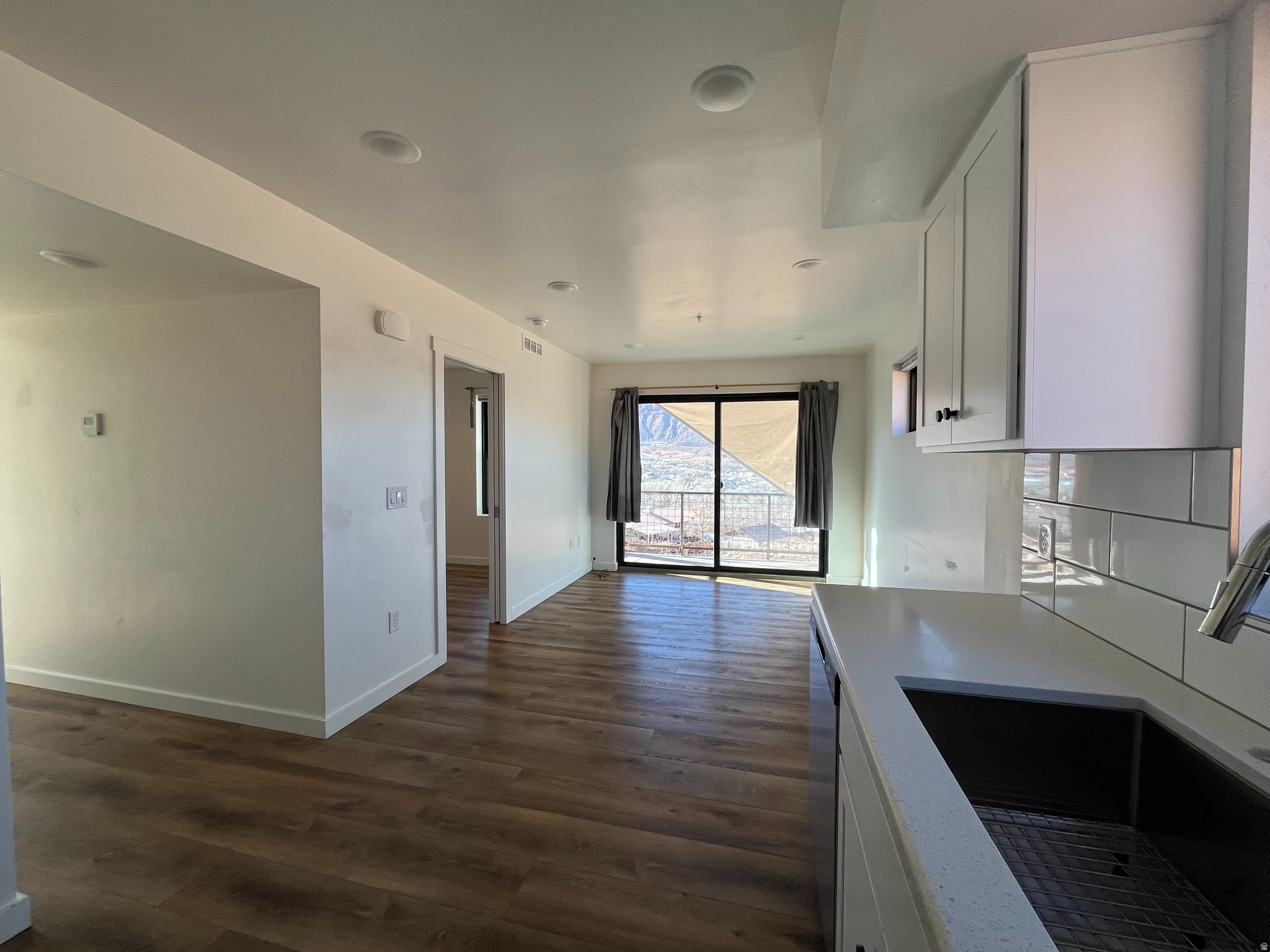 MURPHY FLATS - Residential