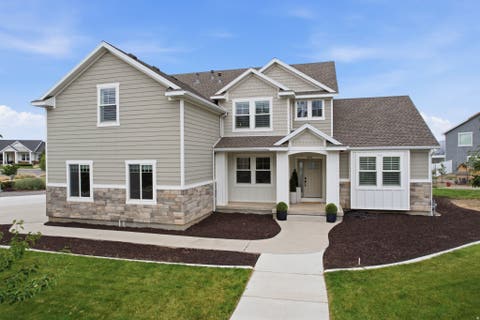 Photo of 604 W OLYMPIC LN, Elk Ridge, UT 84651 (MLS # 2175612)