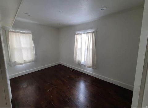 Tiny photo for 489 N BEVERLY AVE, Orem, UT 84057 (MLS # 2139026)