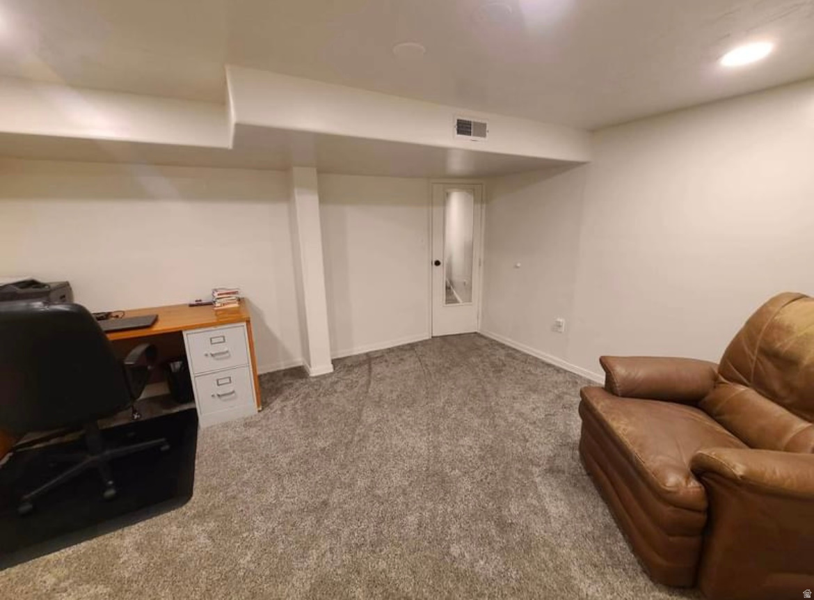 BEVERLY PLACE - Residential