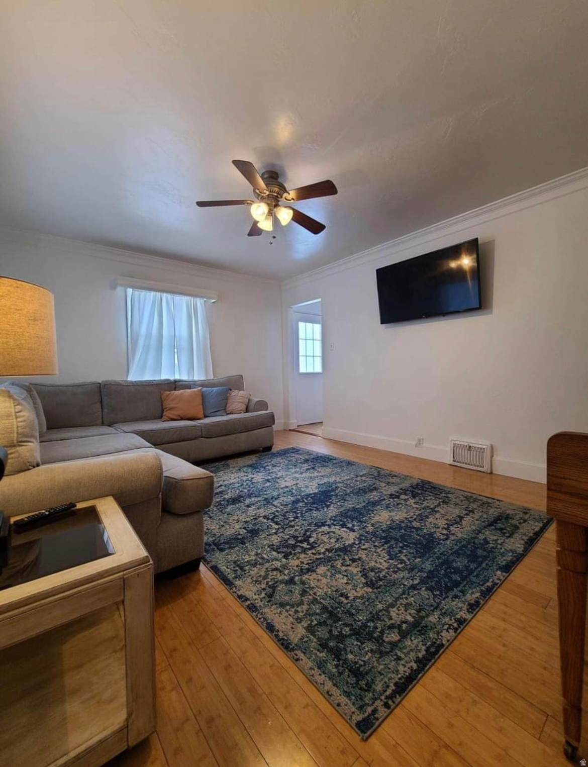 BEVERLY PLACE - Residential