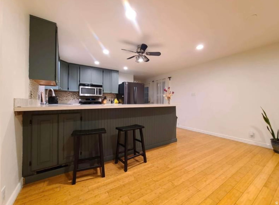 BEVERLY PLACE - Residential