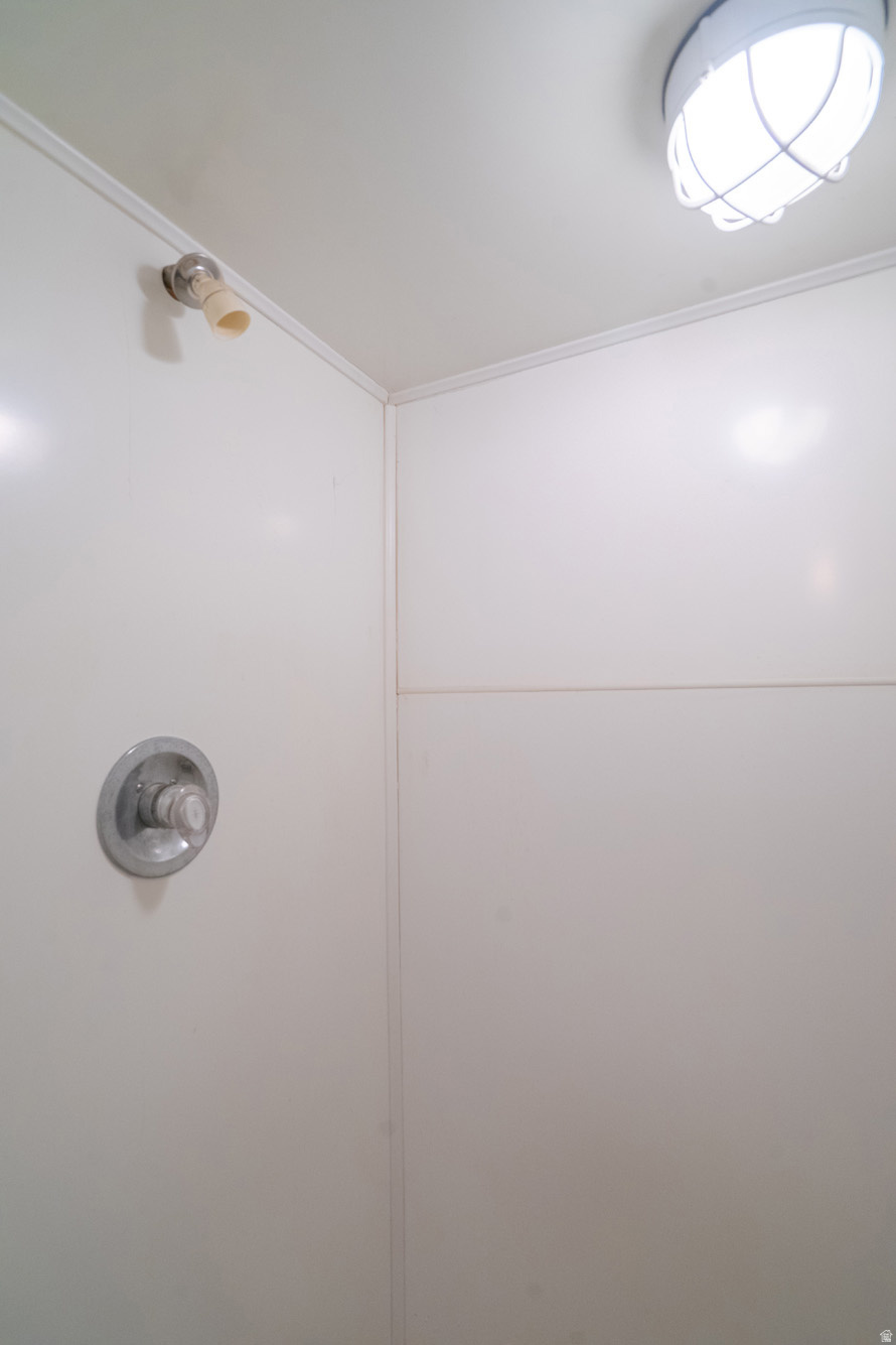 BLOOMINGTON COUNTRY CLUB - Residential