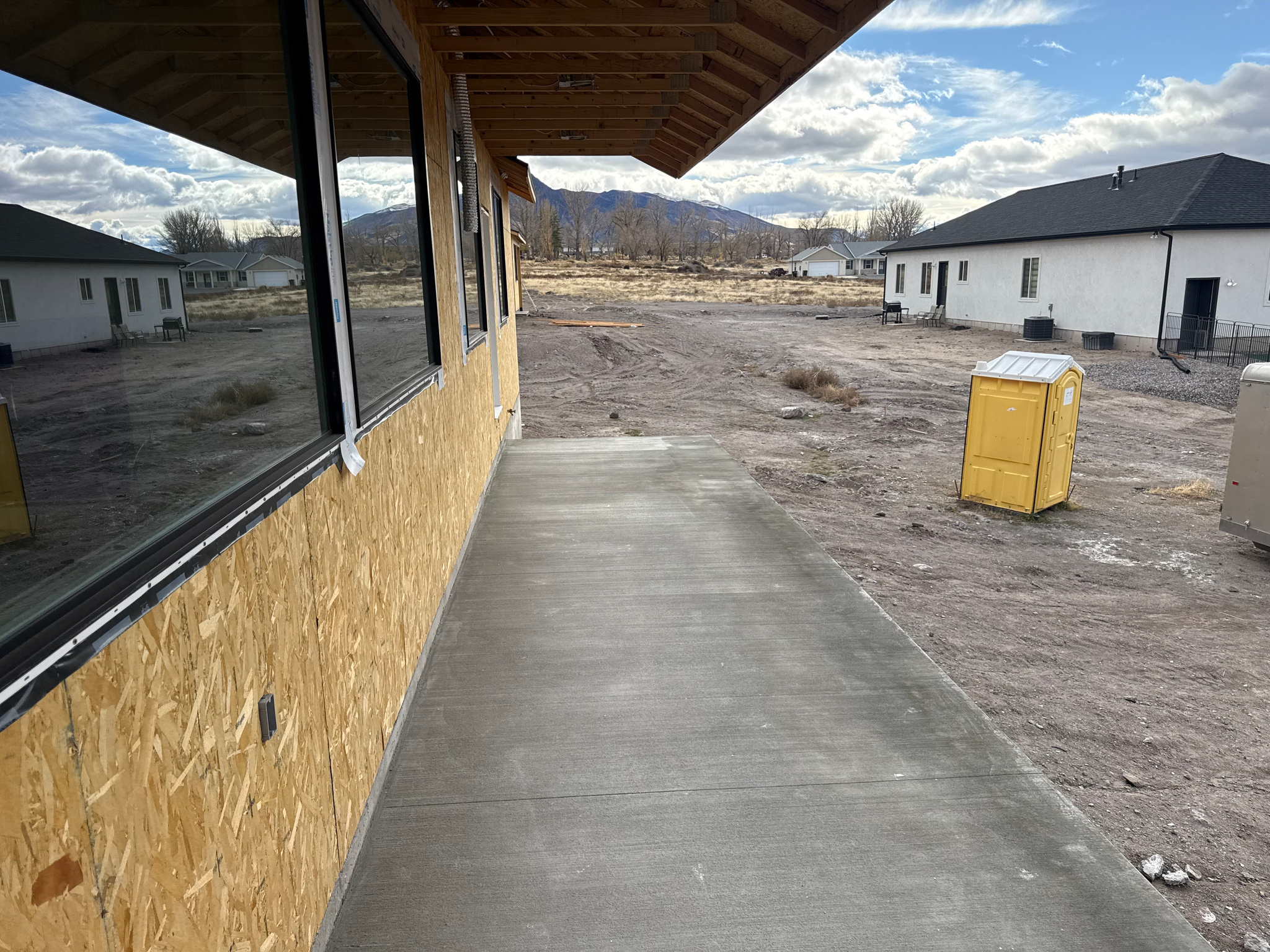 MONROE HOT SPRINGS - Residential