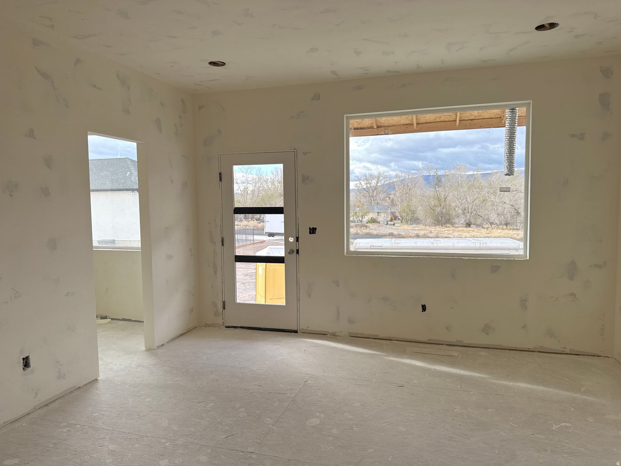 MONROE HOT SPRINGS - Residential