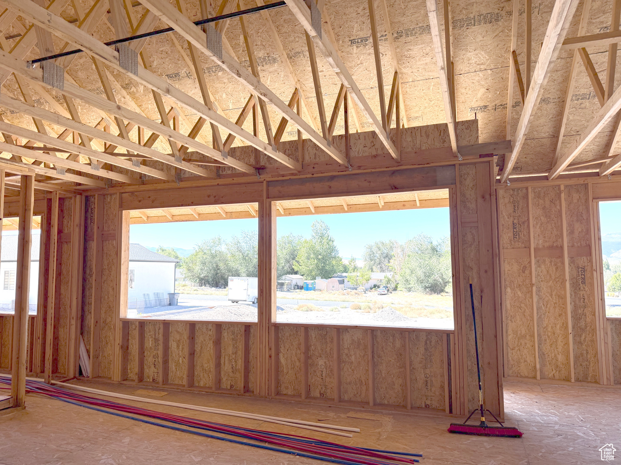 MONROE HOT SPRINGS - Residential