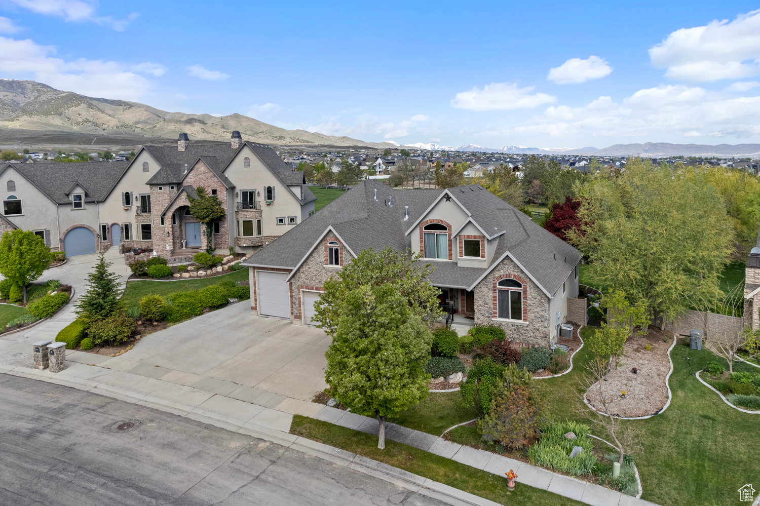 214 Skipper Lane Ln, Saratoga Springs, Utah image 2