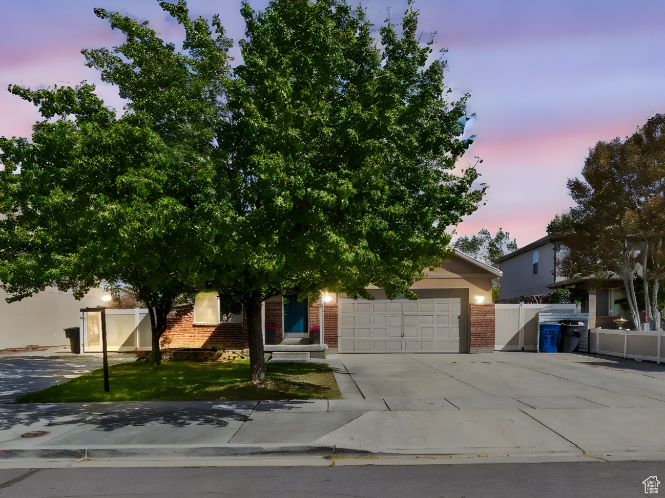 HAMILTON FARMS - Residential