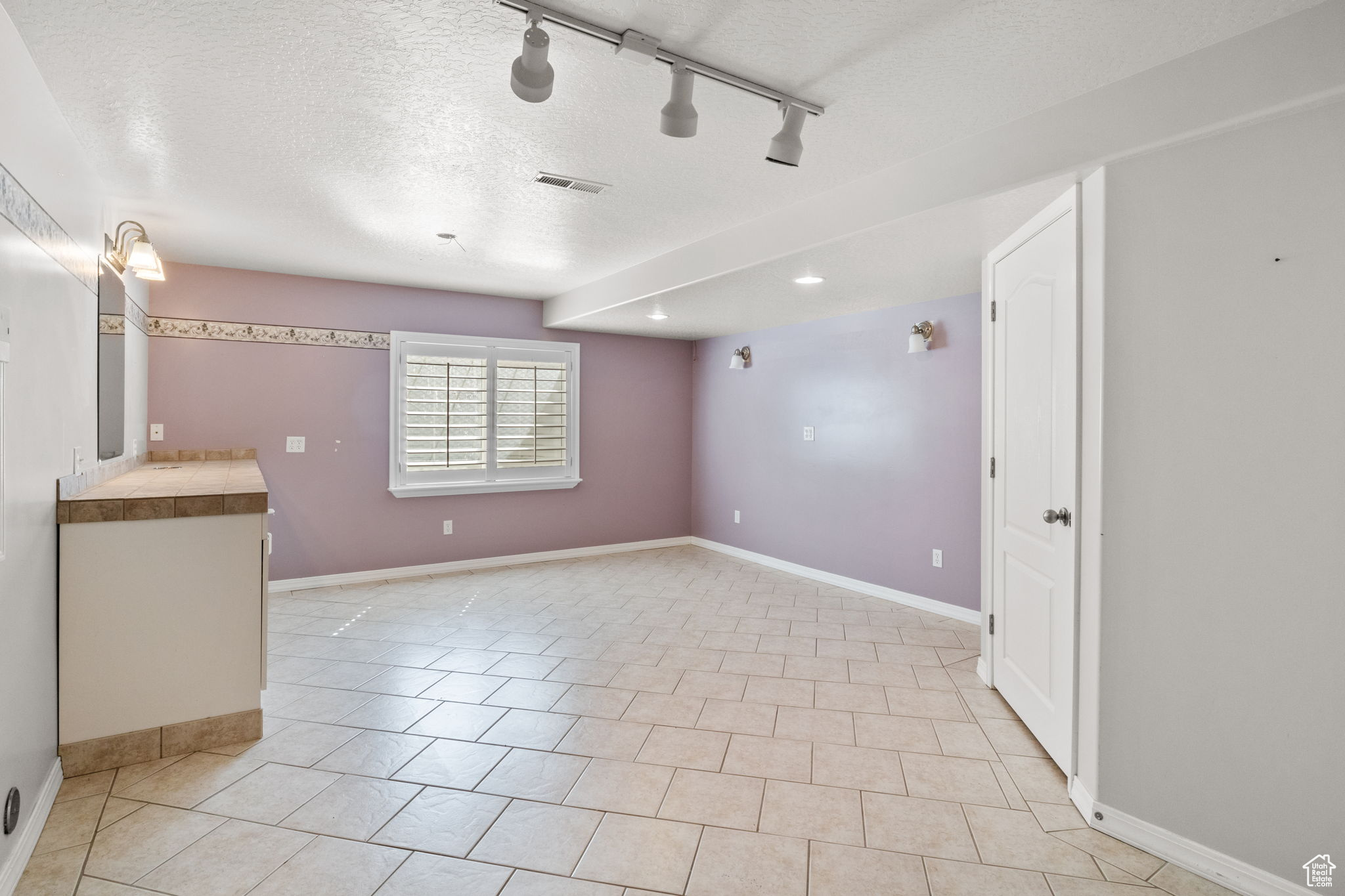 HAMILTON FARMS - Residential