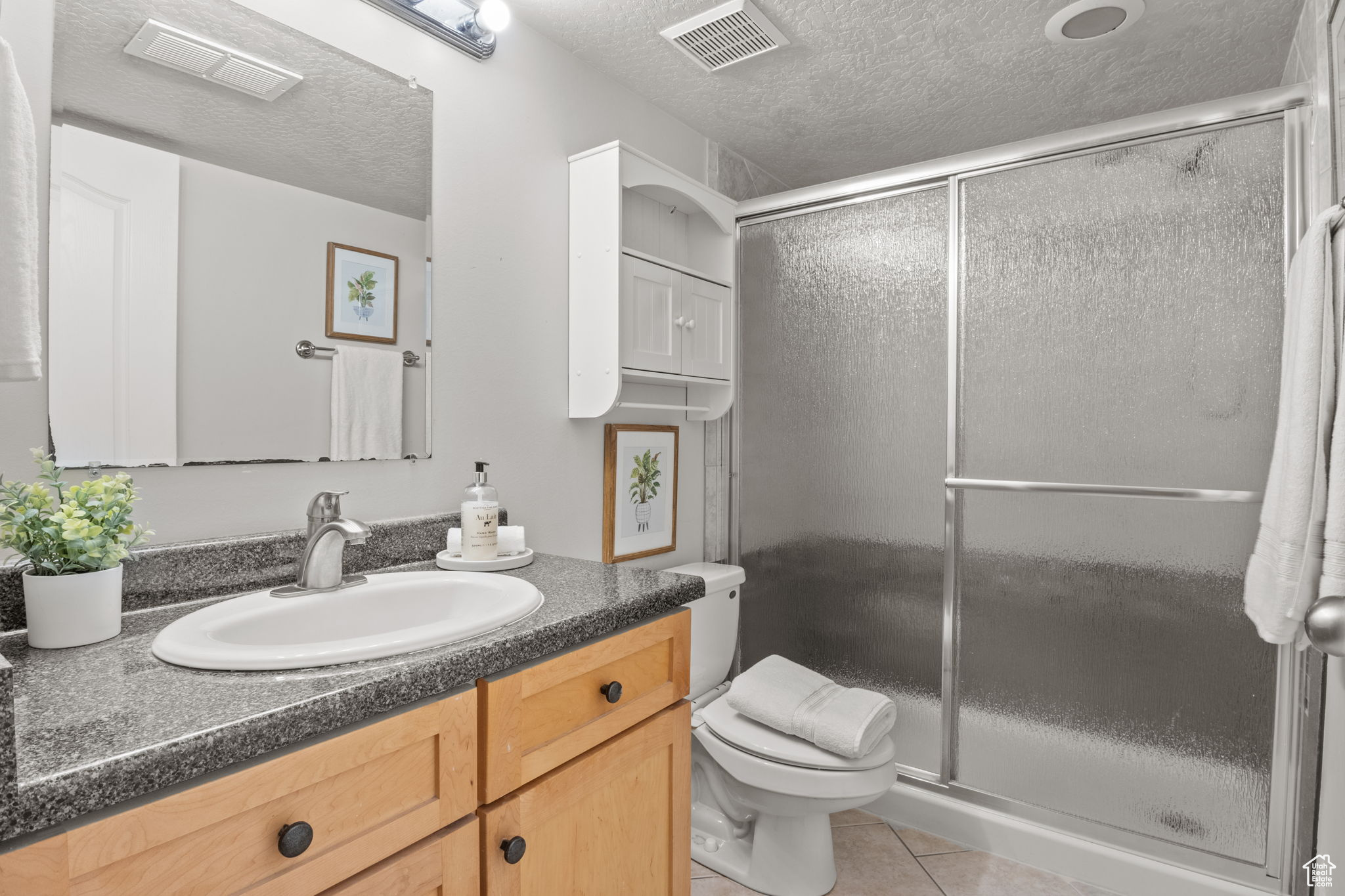 HAMILTON FARMS - Residential