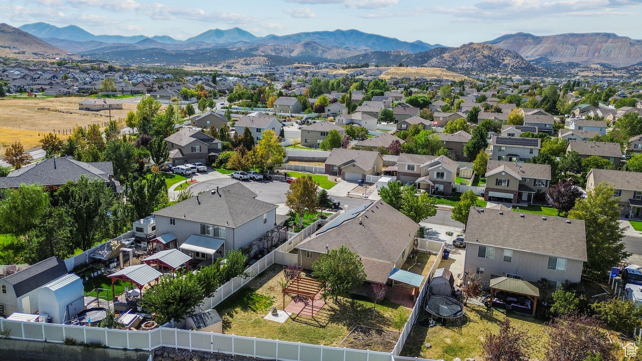 HAMILTON FARMS - Residential