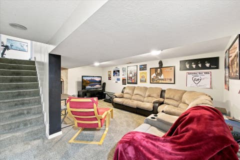 Tiny photo for 171 E MOUNTAIN VIEW DR, Salt Lake City, UT 84107 (MLS # 2179170)