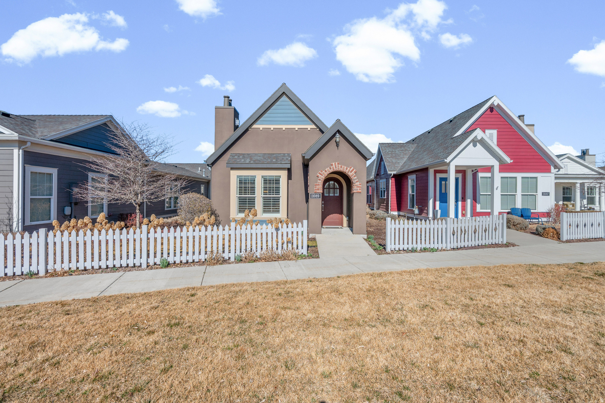 DAYBREAK - Residential