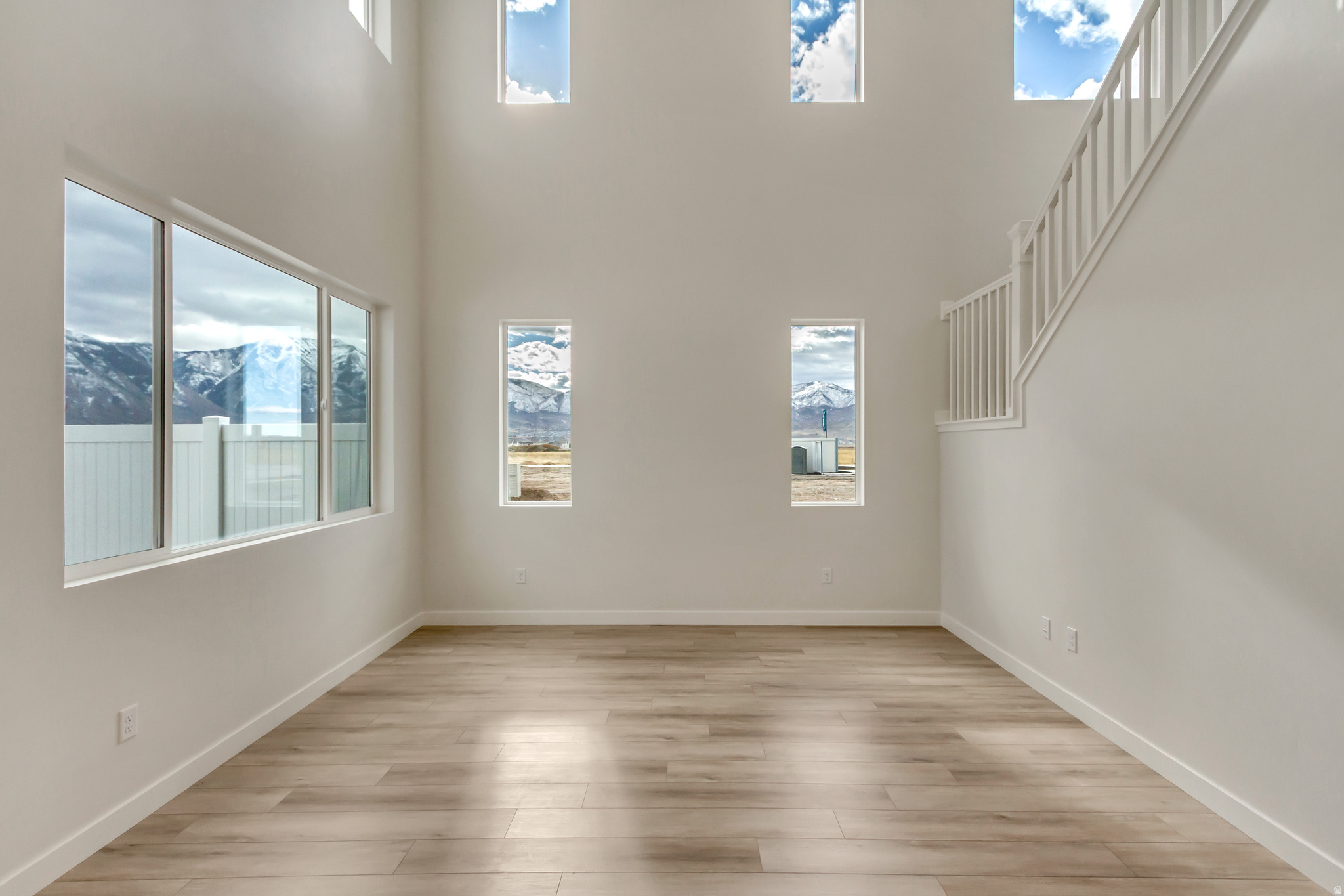 HARMONY PLACE - Residential