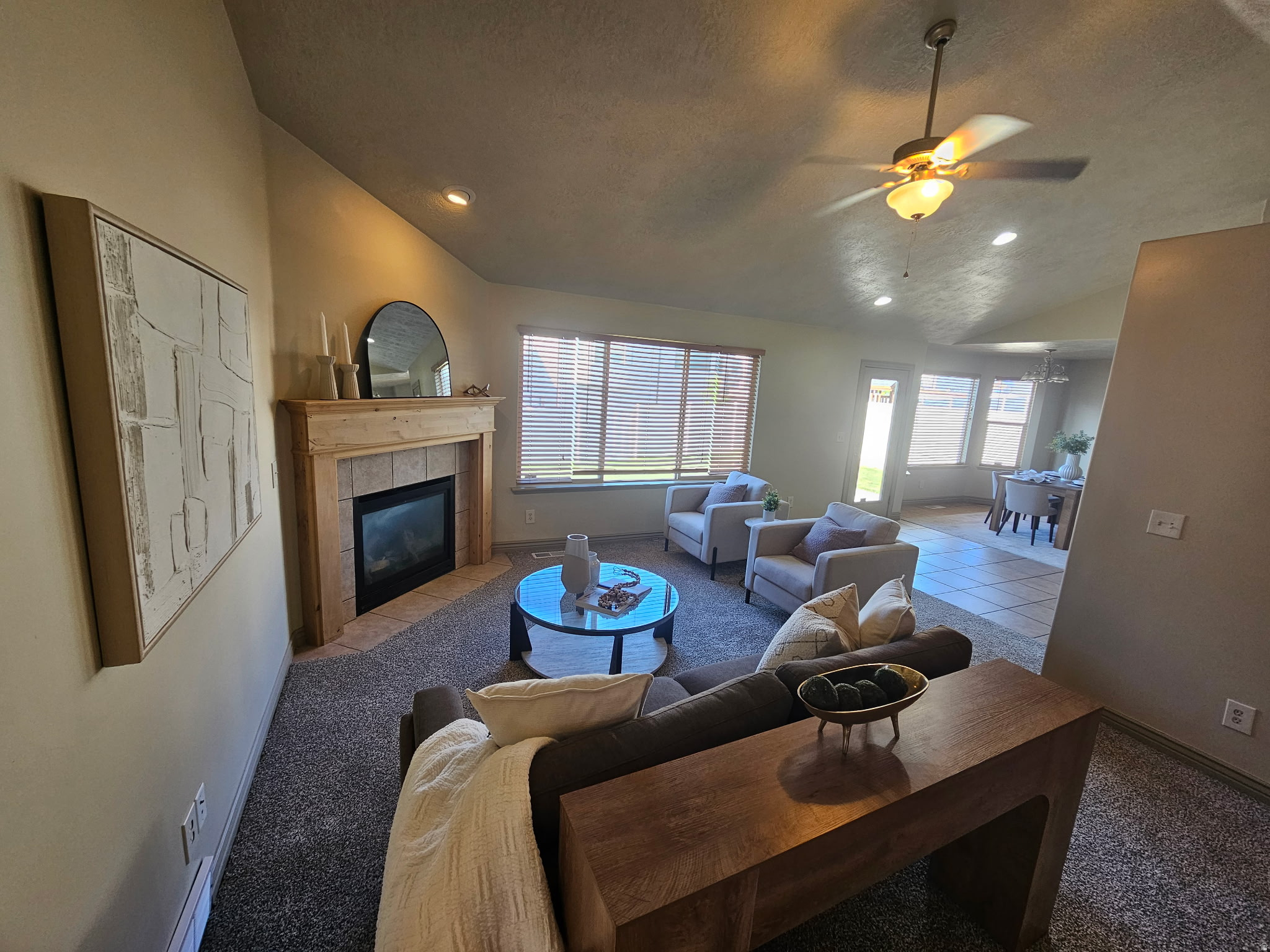 SIENNA VISTA - Residential
